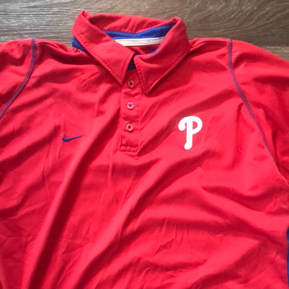 Nike Phillies polo